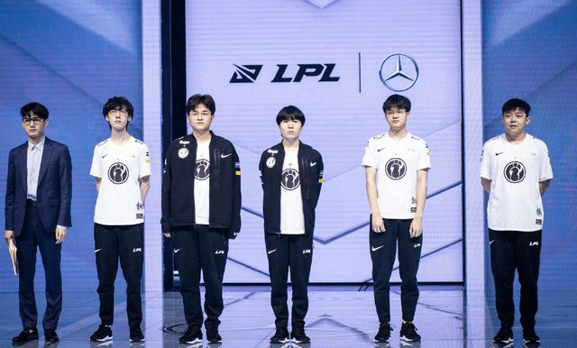 在改变足球 在改变足球